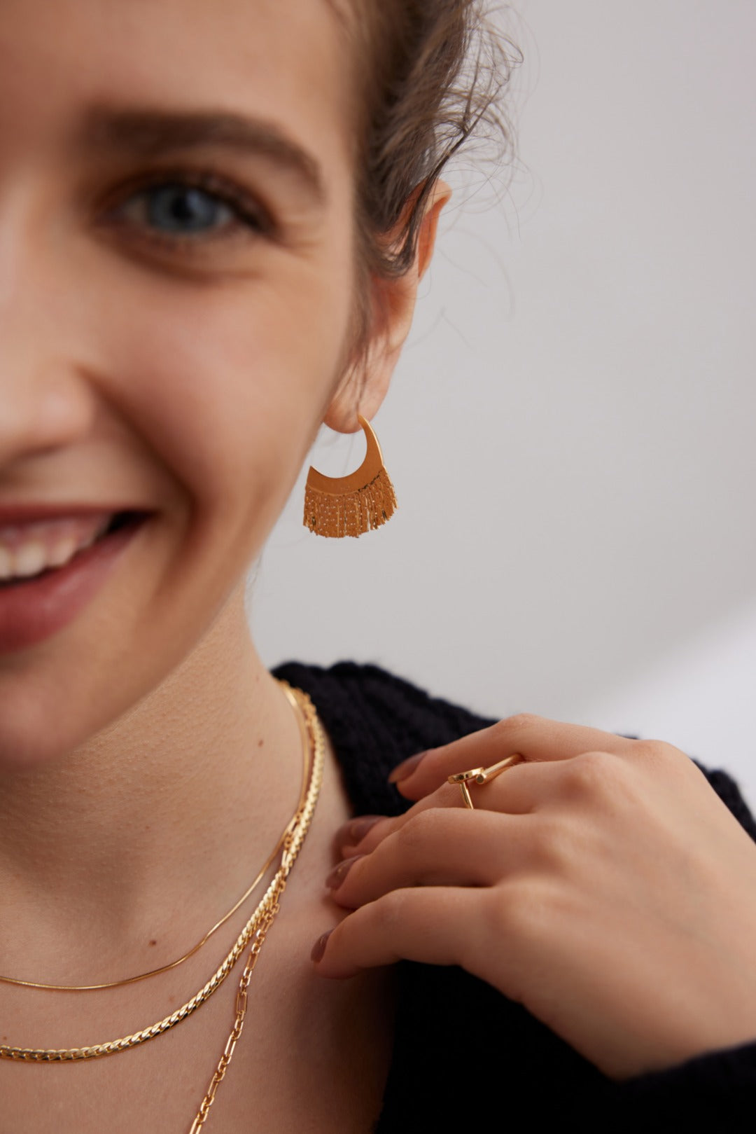 Curled and Wrinkled Pearl Earrings