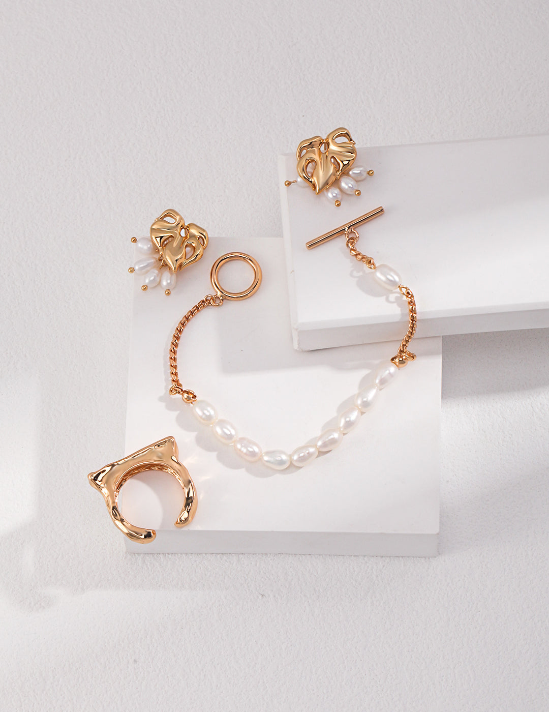 Pearl Bracelet
