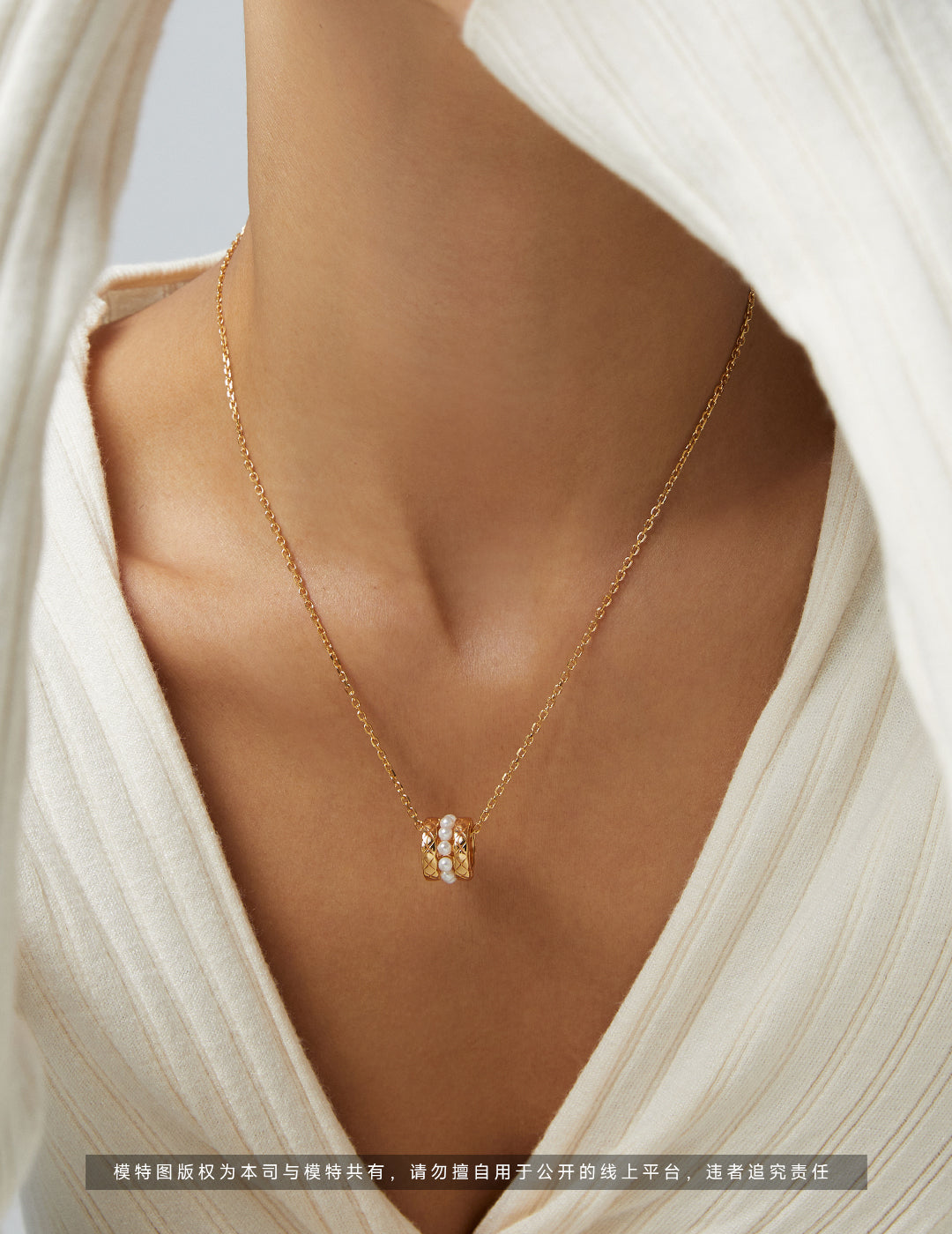 Pure silver pearl necklace