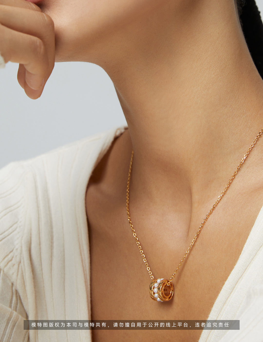 Pure silver pearl necklace