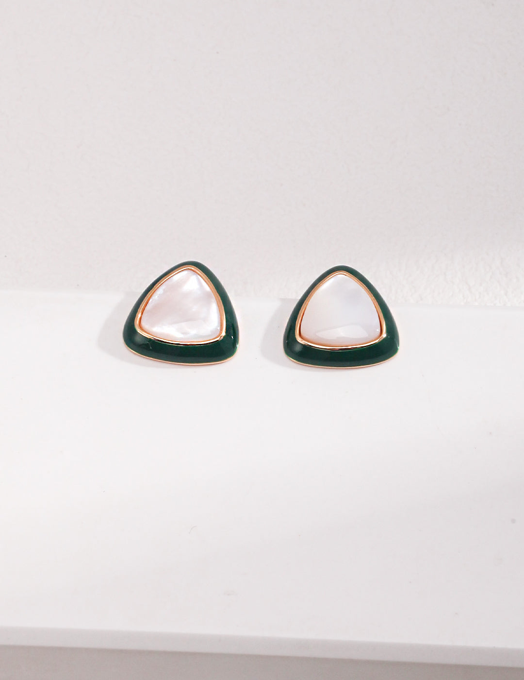 Pearl green drip glaze earrings