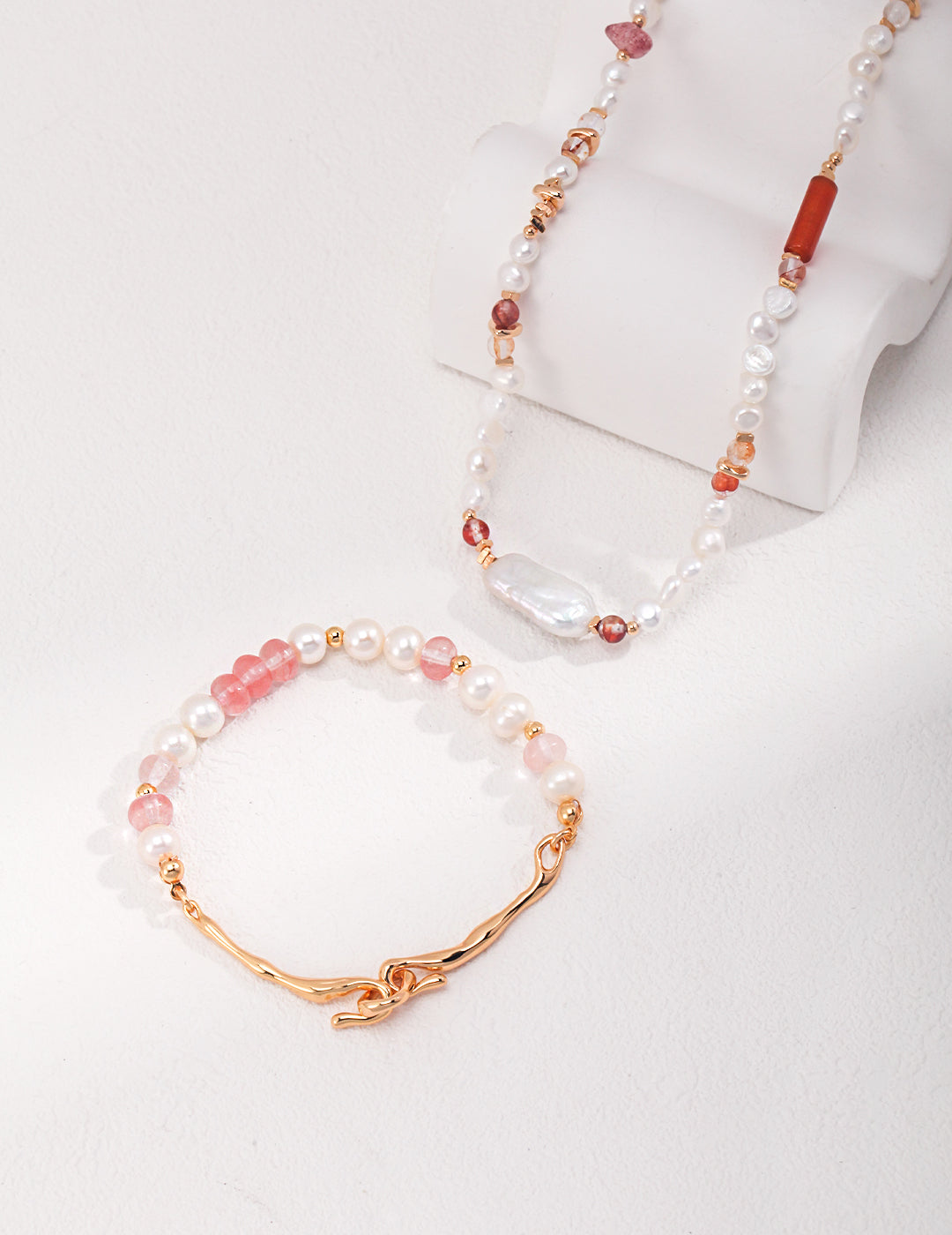 Pure silver strawberry crystal baroque pearl necklace