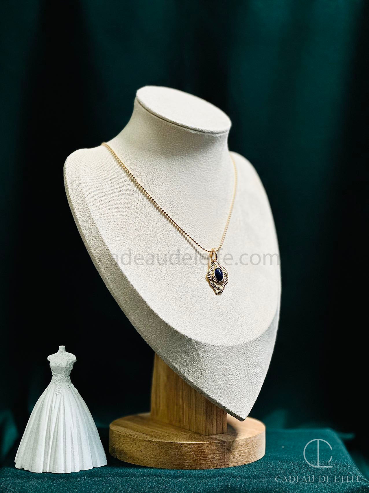 Hand-carved Lapis Lazuli Necklace