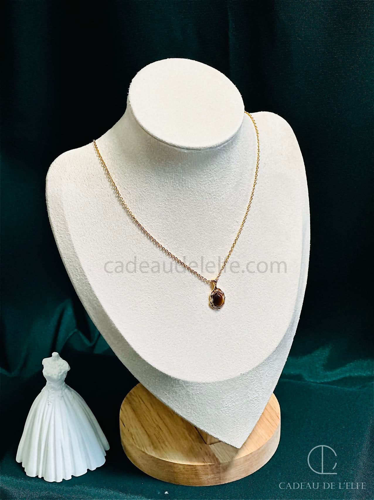 Pure silver necklace with a tiger eye stone pendant