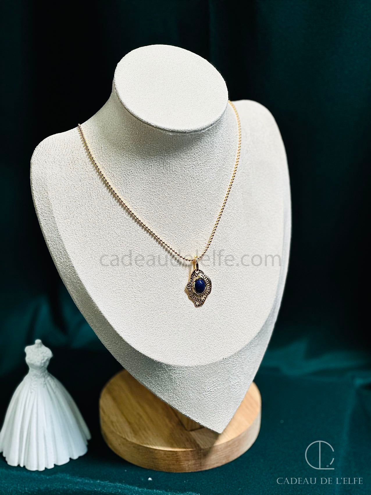 Hand-carved Lapis Lazuli Necklace